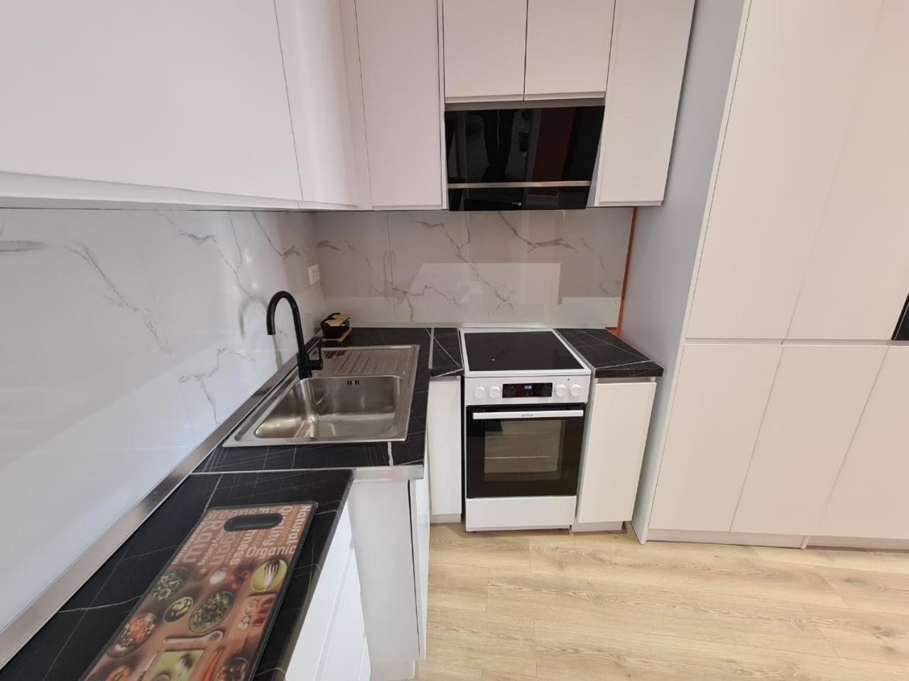 Tirana Center Apartaments エクステリア 写真